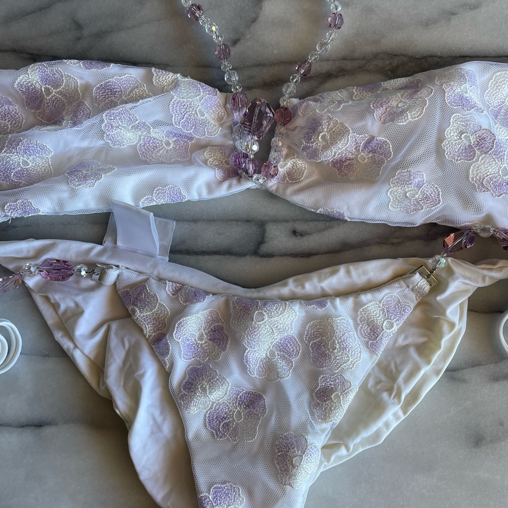 Beach Bunny Bathingsuit